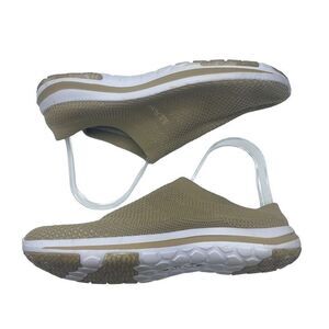 L.L Bean Women's Comfort Shoes Slip On Sneakers Sports Low Top Khaki Size 9.5